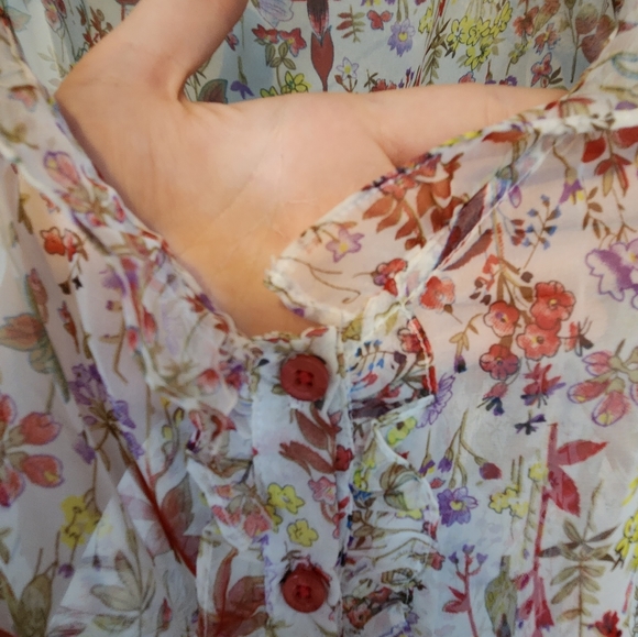 Floral Patterned Sheer Romy Blouse - Picture 6 of 6